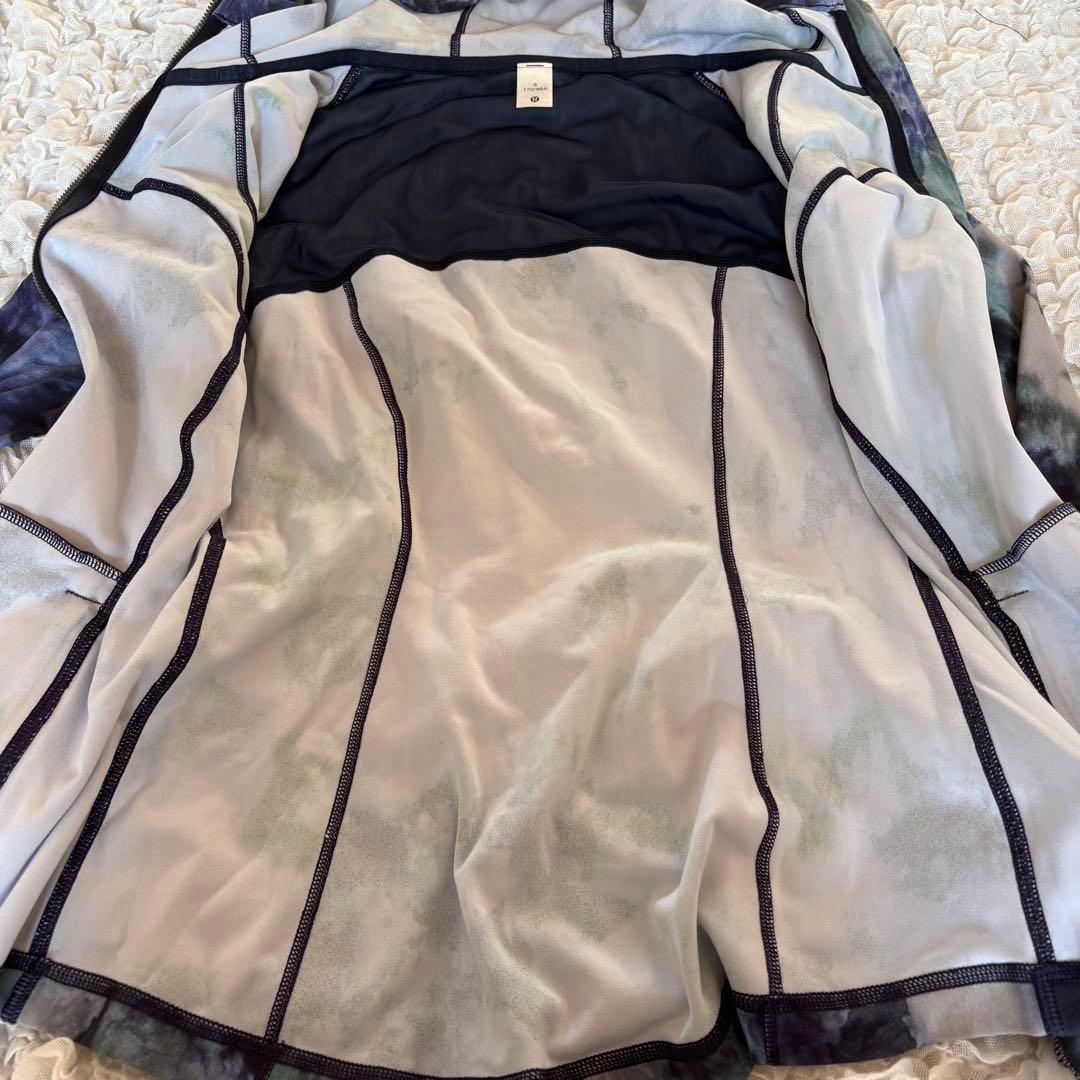 lululemonルルレモン define フルジップフードジャケット