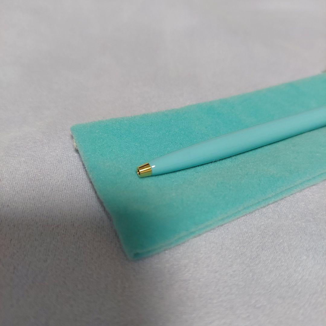新品　未使用 ティファニーボールペンゴールドリボン　黒替芯3本つき　箱に汚れあり