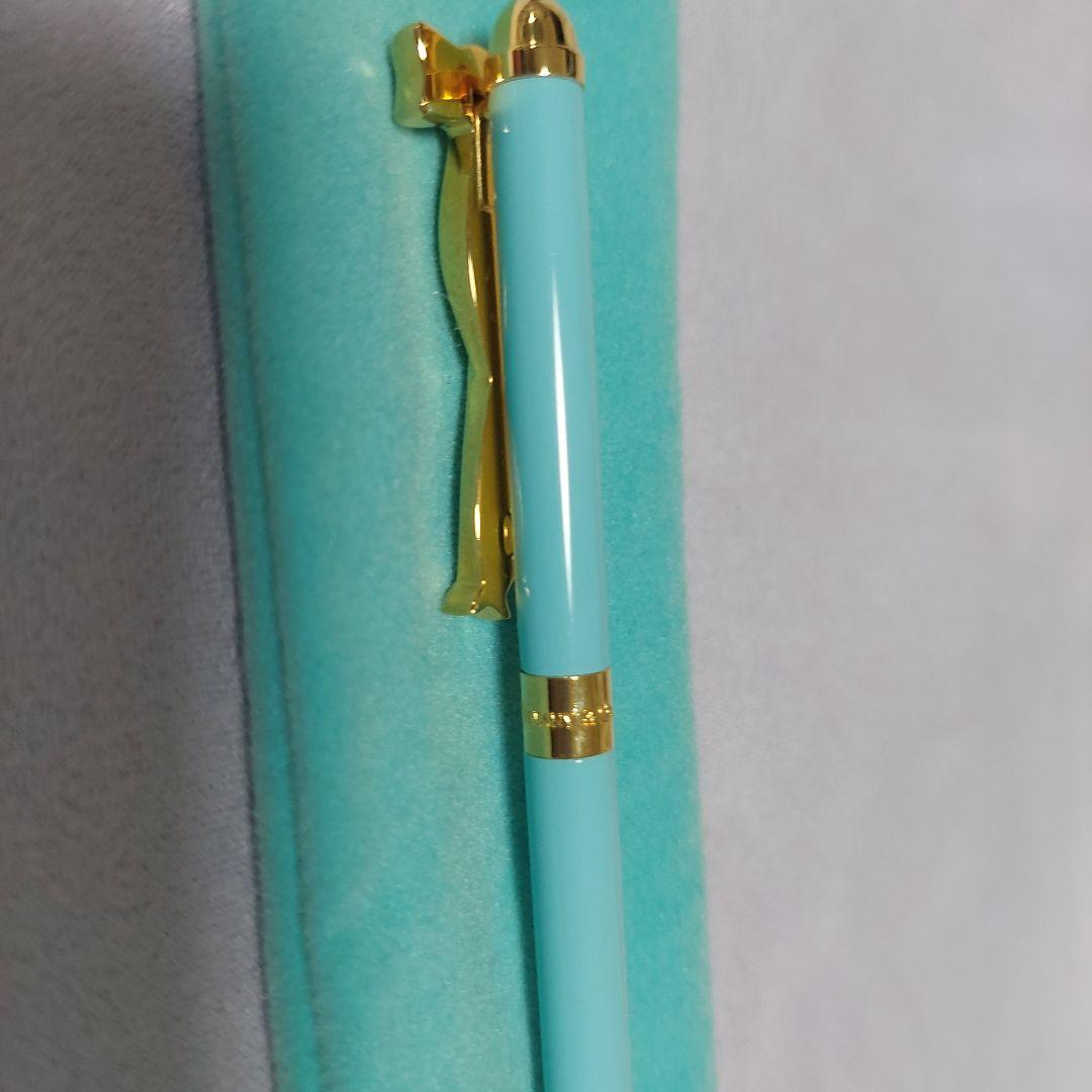 新品　未使用 ティファニーボールペンゴールドリボン　黒替芯3本つき　箱に汚れあり