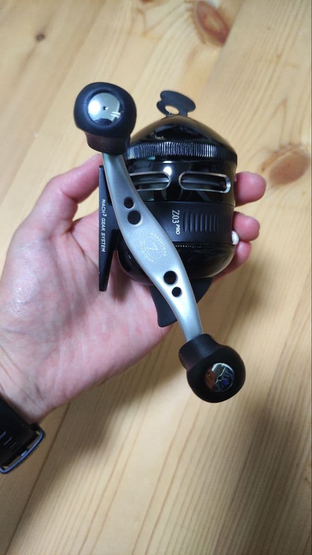Zebco Omega Pro Z03 スピンキャストリール