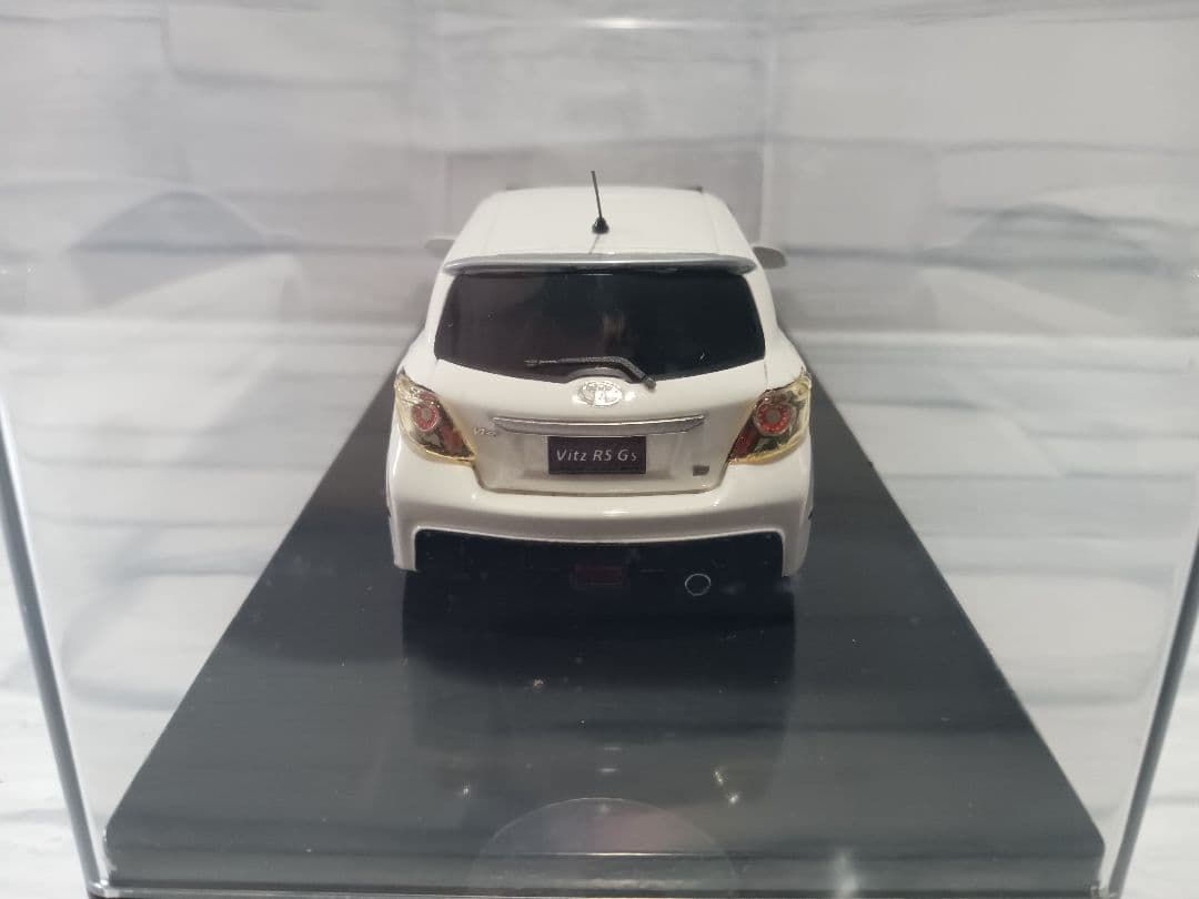 1/43 Wits　トヨタ　ヴィッツRS G`s ミニカー　ホワイト