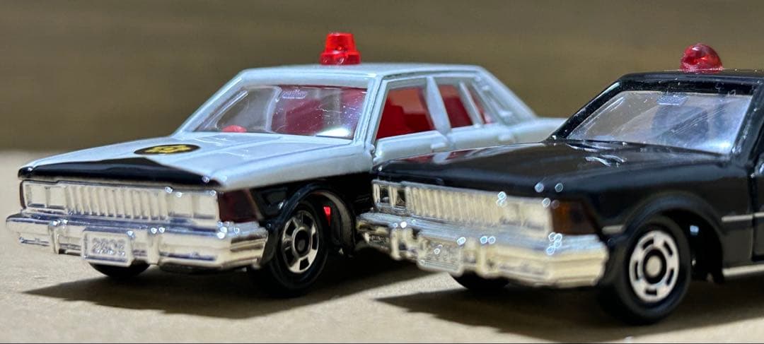 日本製 トミカ ニッサン セドリック 280Eブロアム パトカー 4台セット