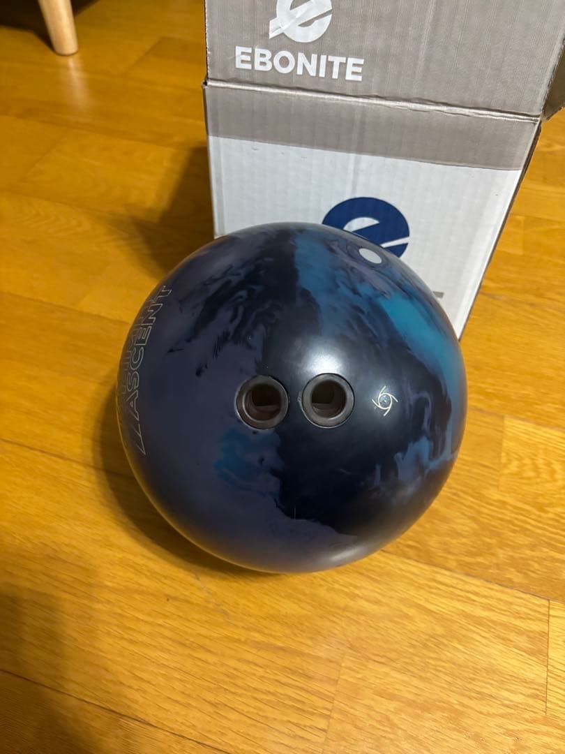 Y*K様 storm サミットアセント　ボウリングボール15ポンド