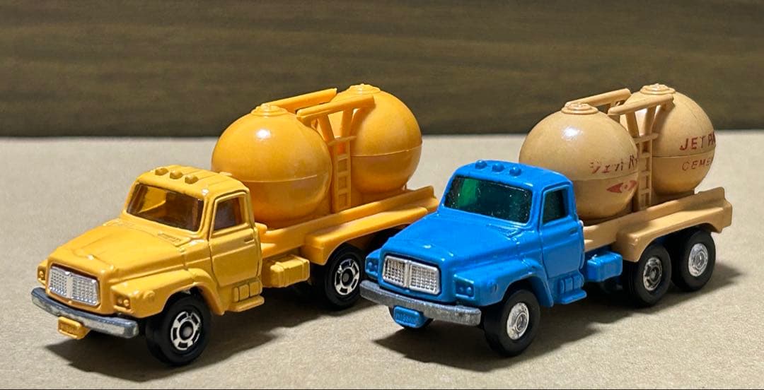 トミカ ニッサン ディーゼル ジェットパック 2台 Pocket Cars