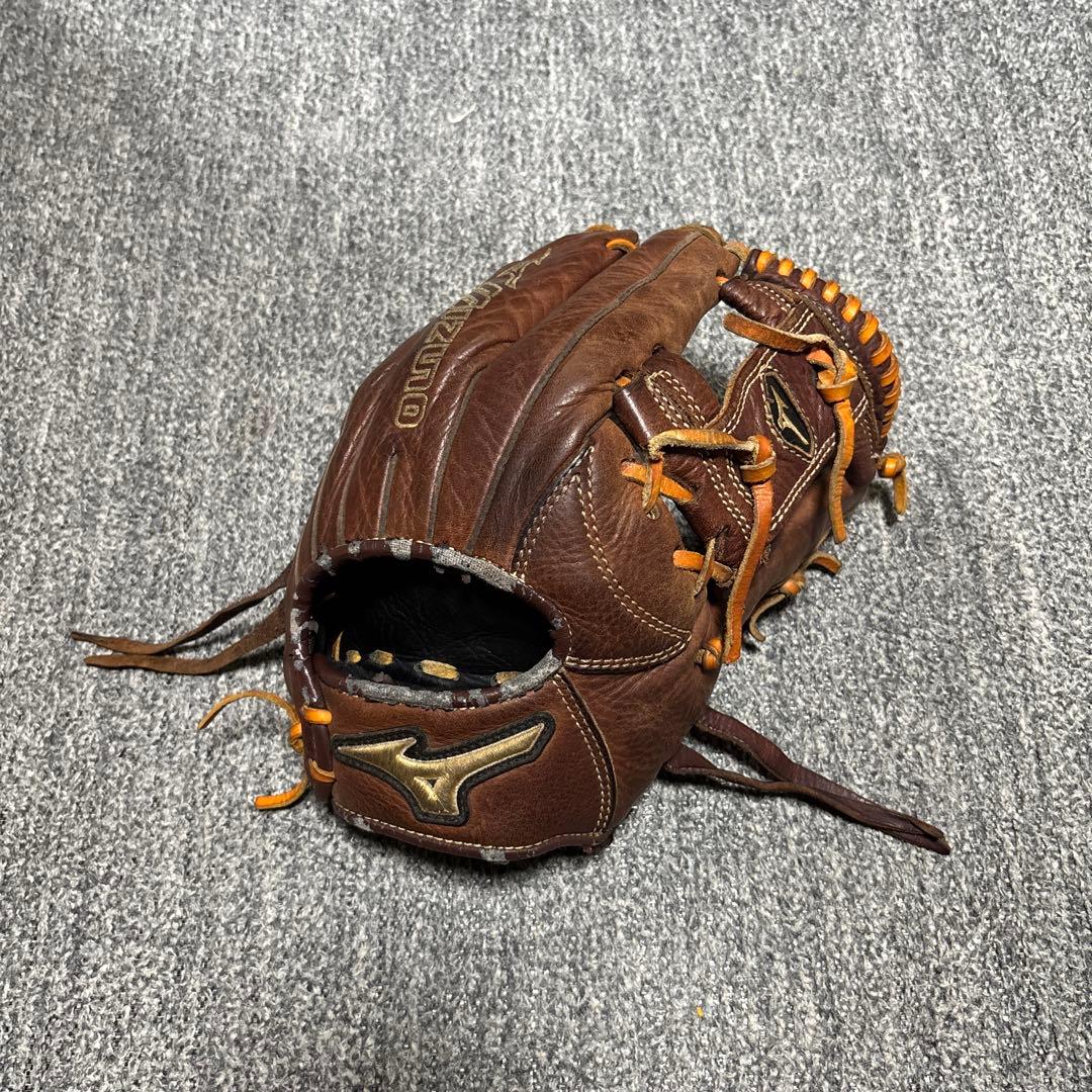 ミズノ　内野用グローブ