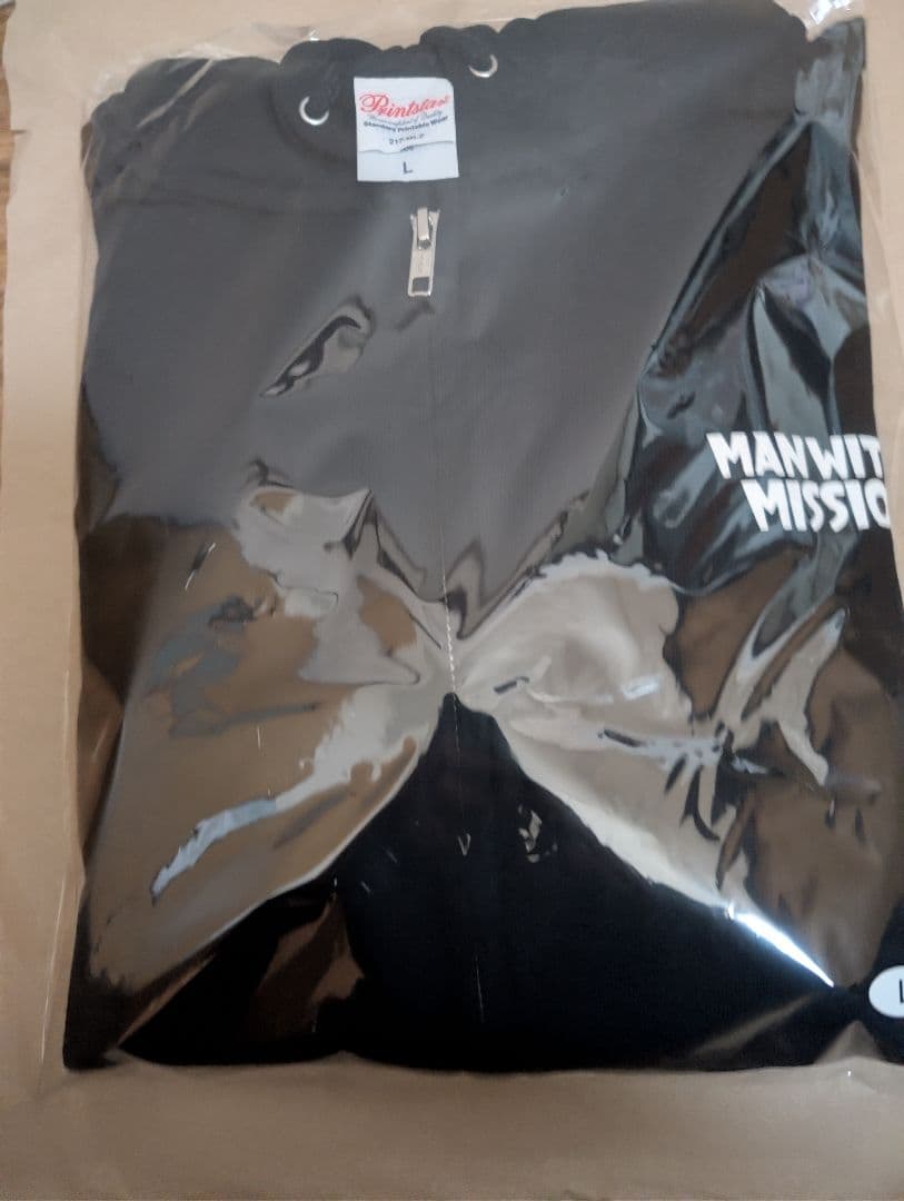 MAN WITH A MISSION　2026干支ロゴパーカー（ブラック）L