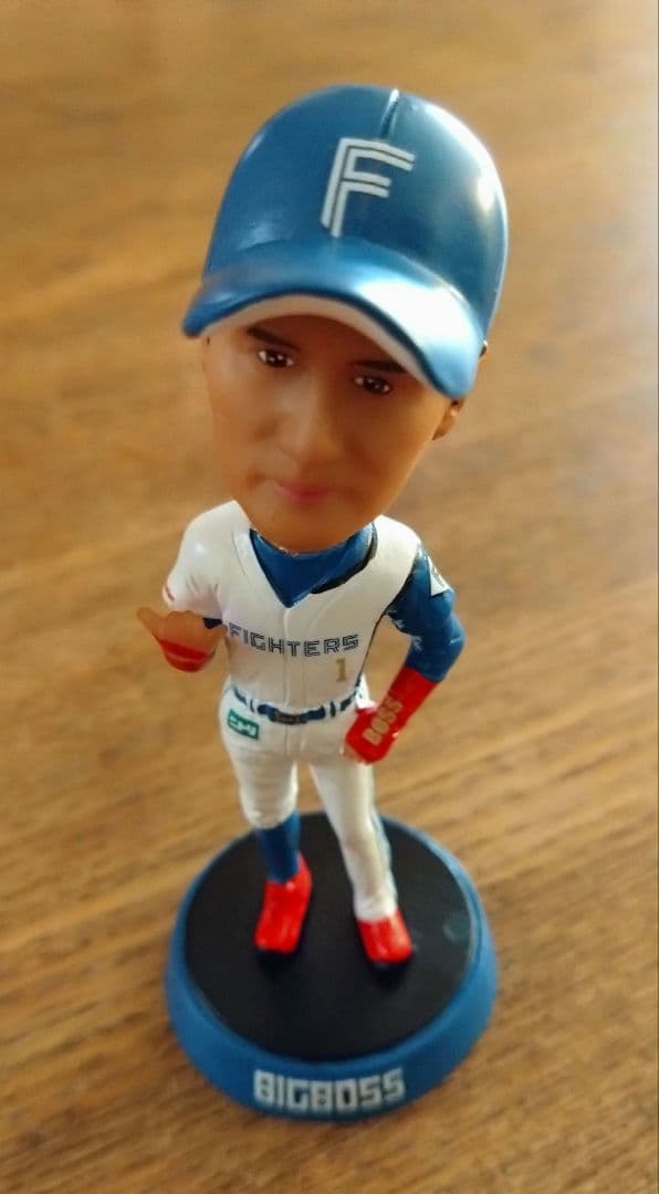 ☆BIG BOSS#1新庄監督ボブルヘッド エスコンフィールド新ユニフォーム