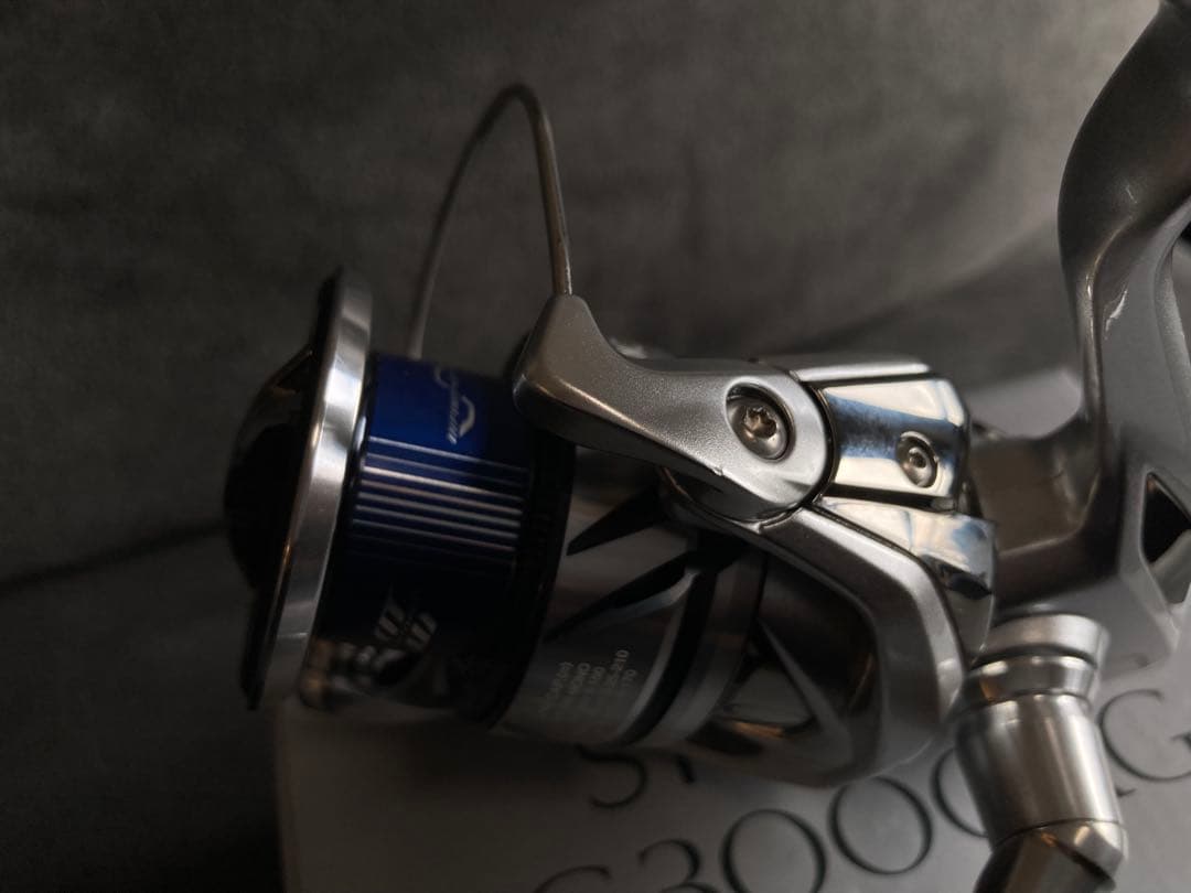 シマノ(SHIMANO) 23 ストラディック C3000XG　新品同様