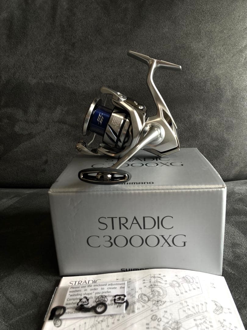 シマノ(SHIMANO) 23 ストラディック C3000XG　新品同様