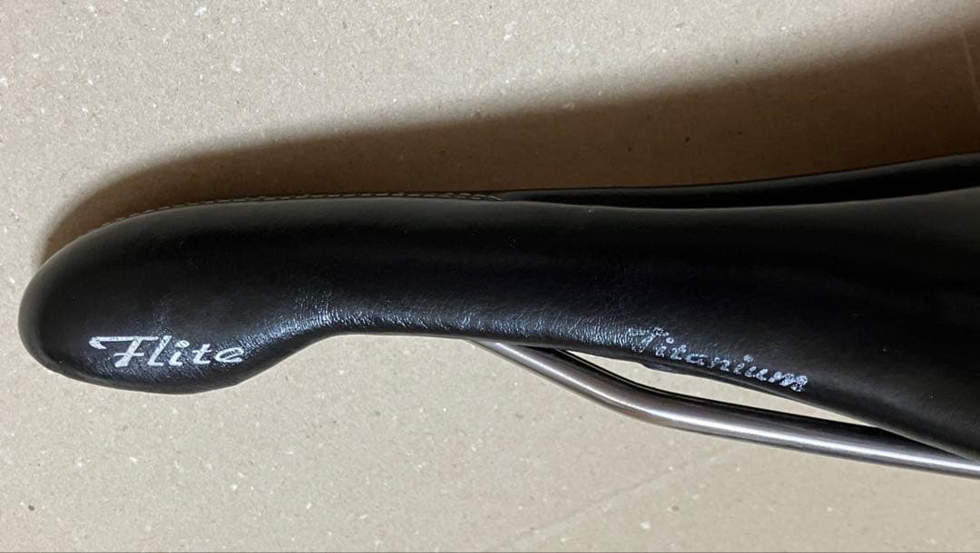 サドル　セライタリア　フライト　トランザム　trans am