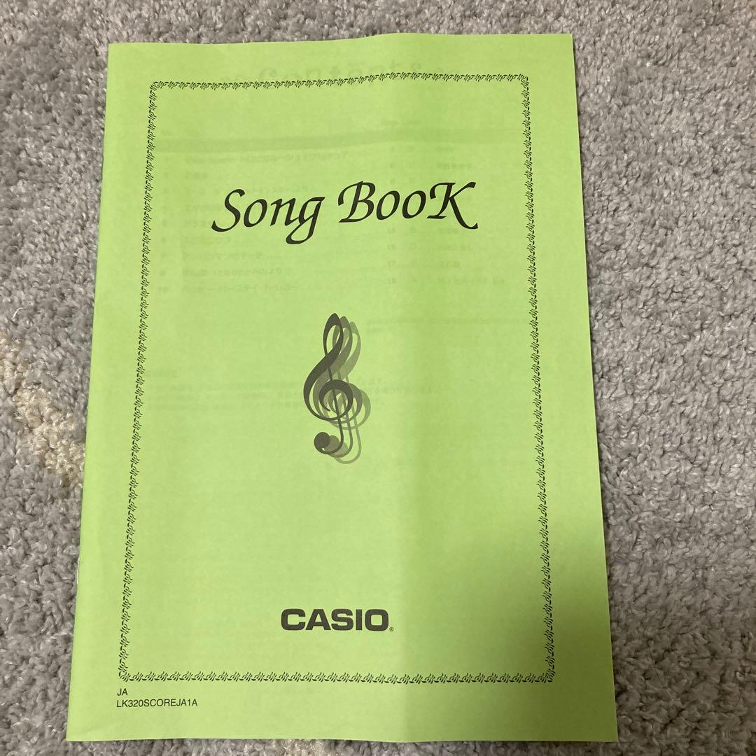 カシオ　光ナビゲーション　電子ピアノ　LK-320