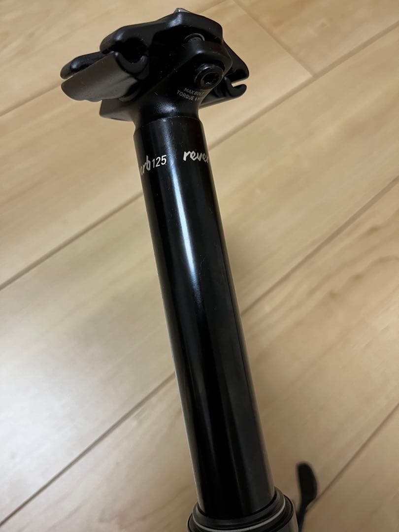 RockShox Reverb ドロッパーシートポスト30.9mm 125mm