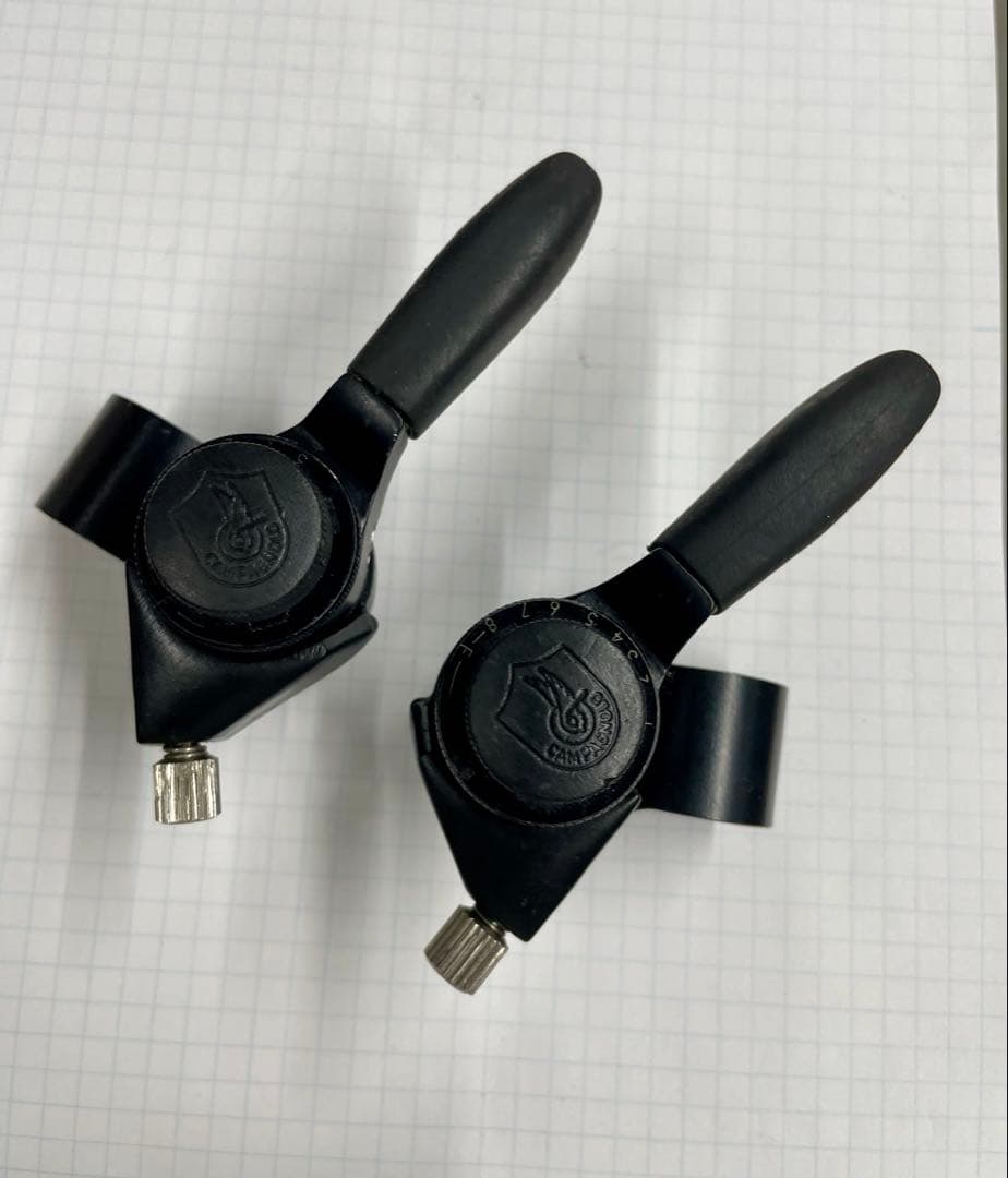 そろそろサイクリングの季節！あまりお目にかからないCampagnoloのシフター