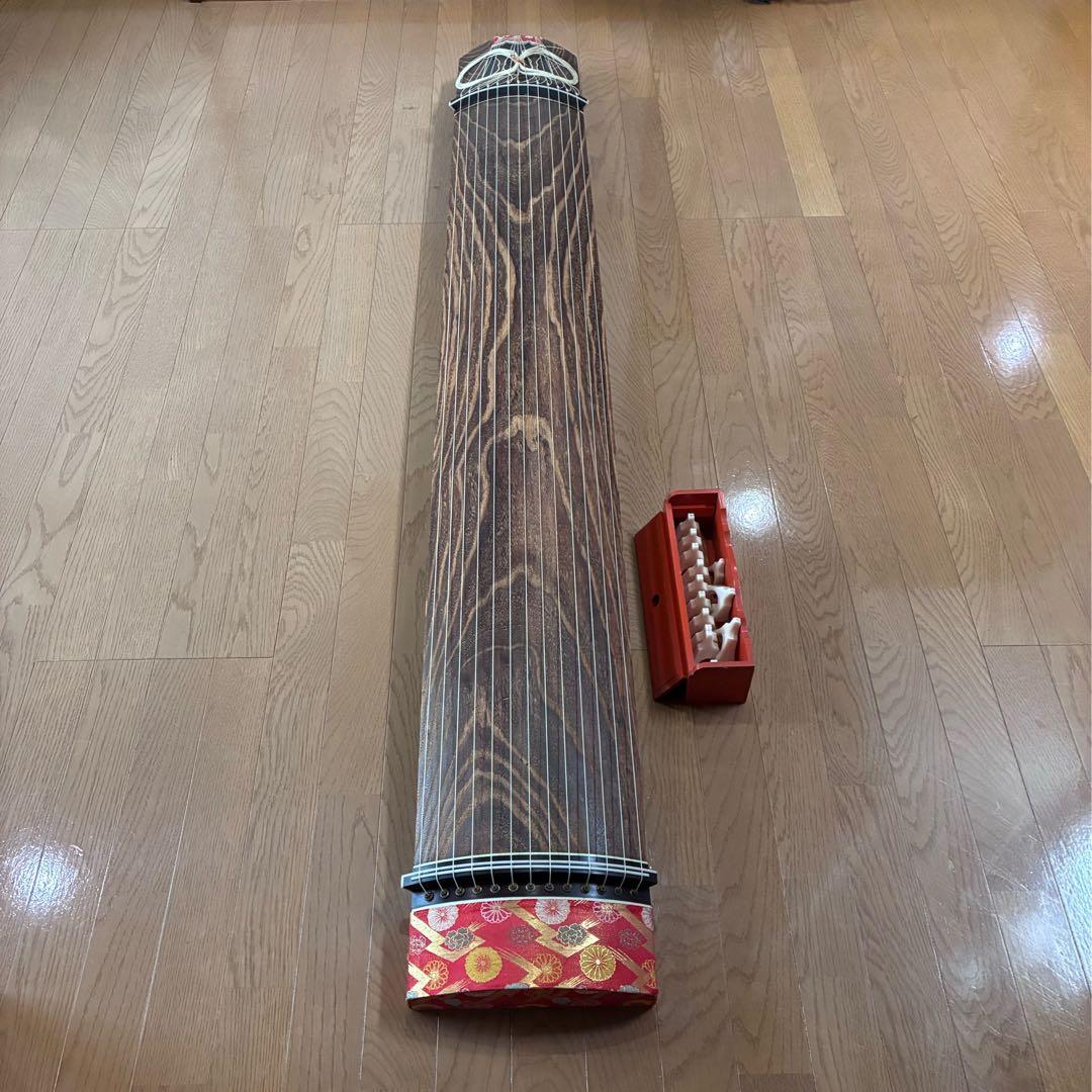 【美品】お琴和楽器　琴　箏　弦楽器13弦木製　民族楽器長さ185㎝　琴柱付き