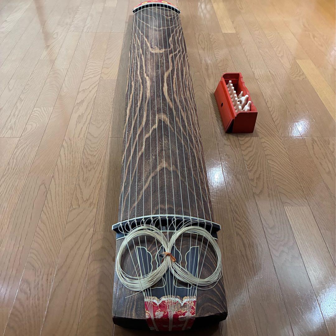 【美品】お琴和楽器　琴　箏　弦楽器13弦木製　民族楽器長さ185㎝　琴柱付き