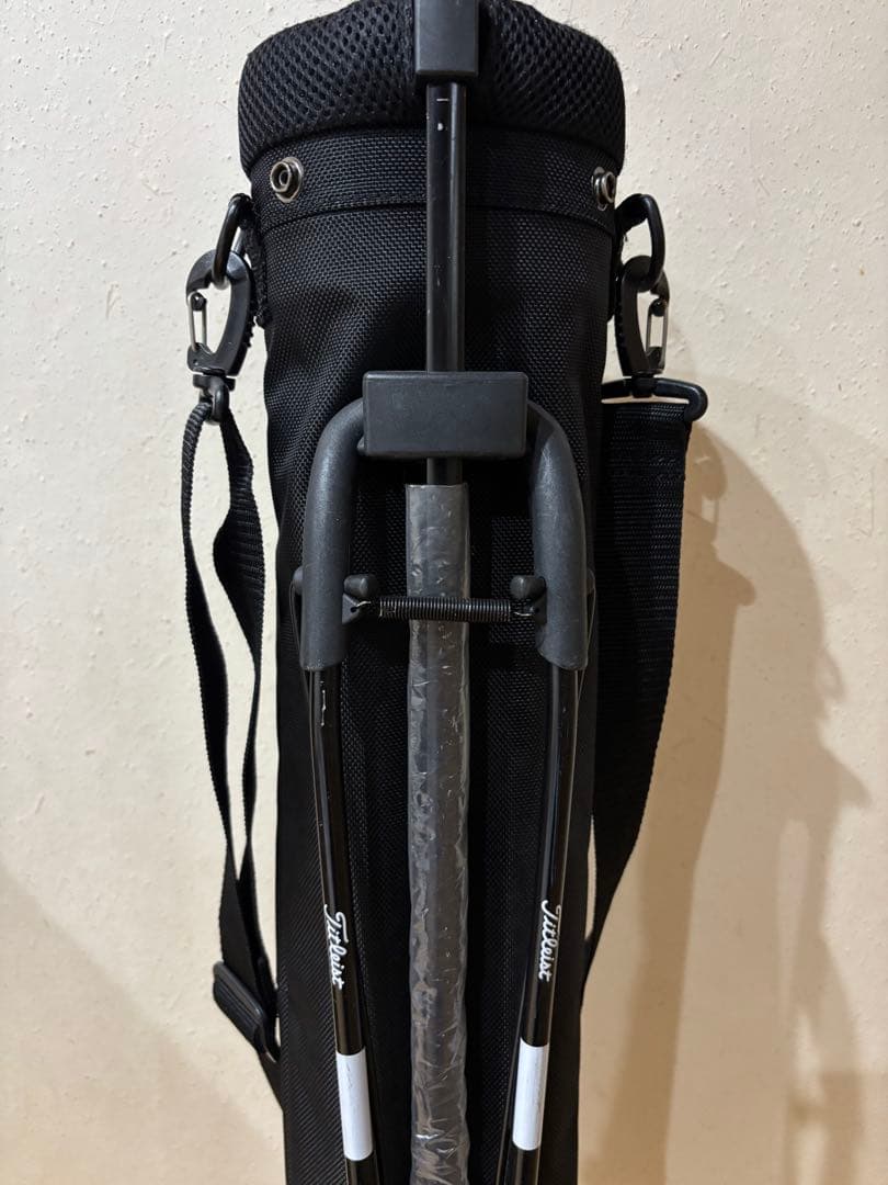 【新品フード】Titleist スタンド式ゴルフバッグ 黒