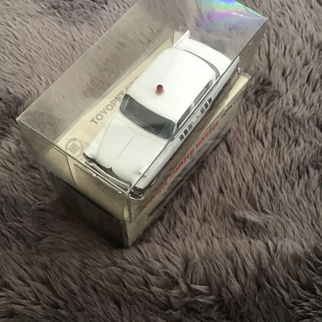 トミカ リミテッドビンテージ トヨペット　クラウン　パトカー 1/64