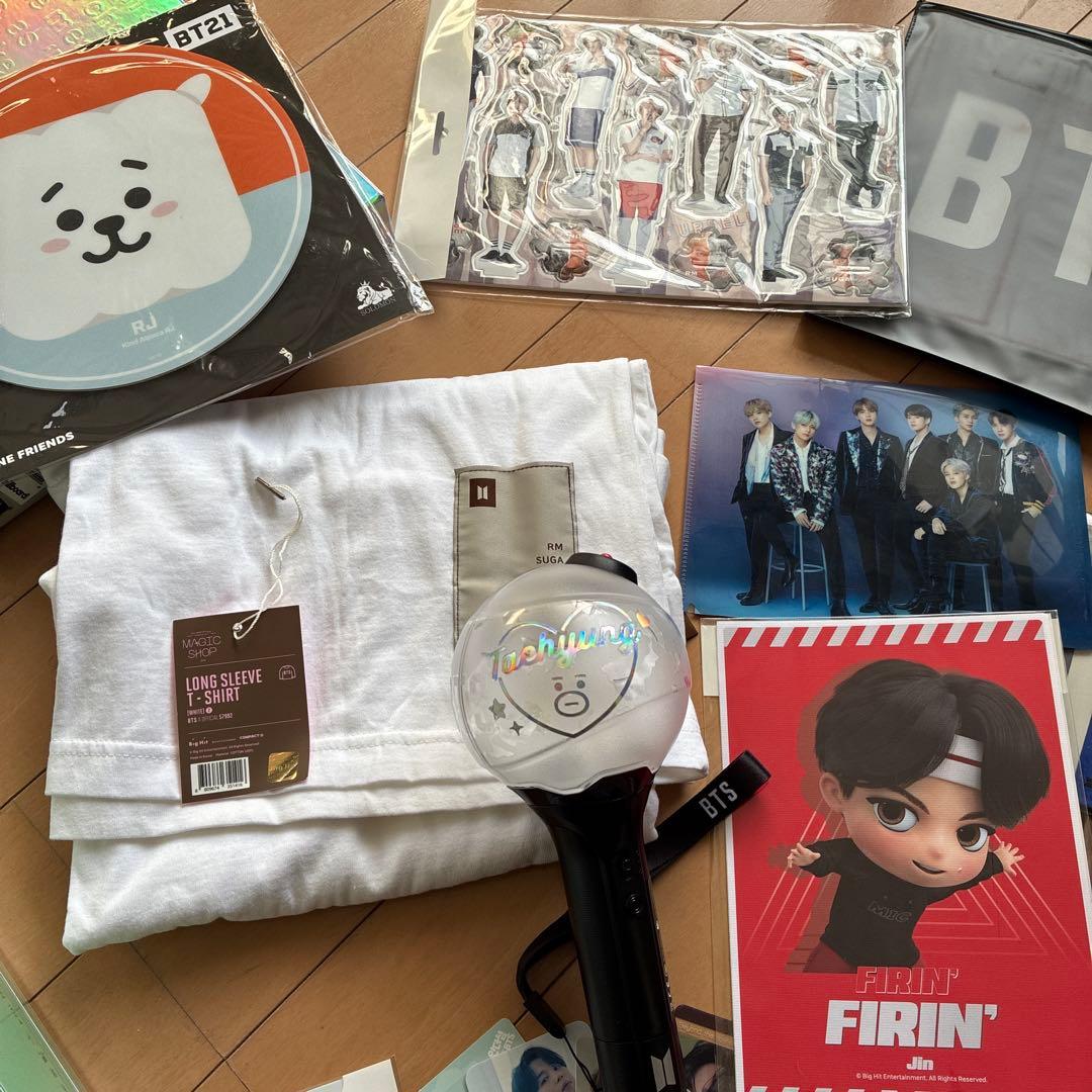 BTSグッズ　アミボムなどなど