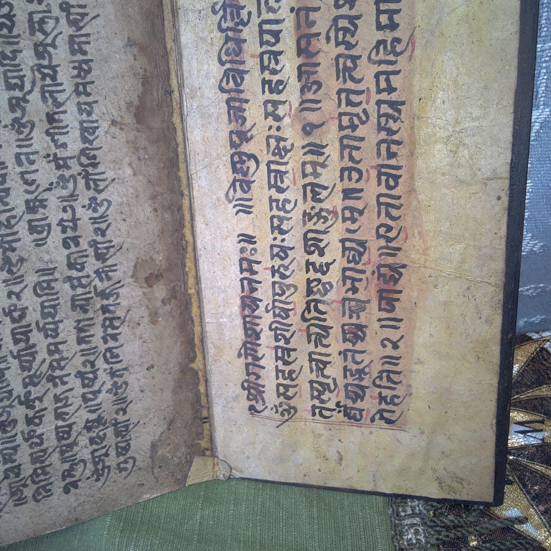 インド？ 春画 シミ・シワ小傷おおいです。イタミおおいです。