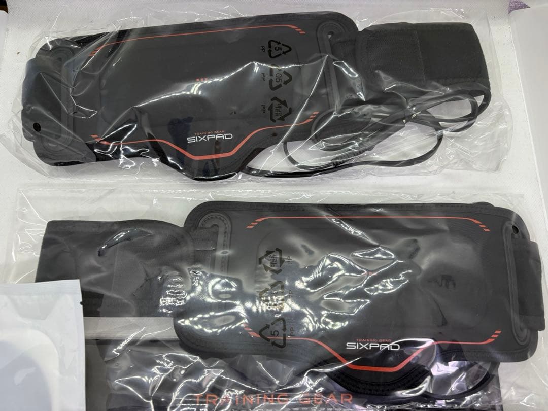 【年末感謝セール】【超美品】SIXPAD フットフィットプラス