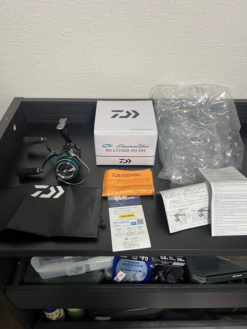 Daiwa 23エメラルダスRX LT2500-XH-DH スピニングリール美品