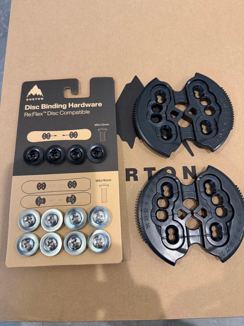 【ほぼ未使用】Burton cartel X re:flex m BLACK