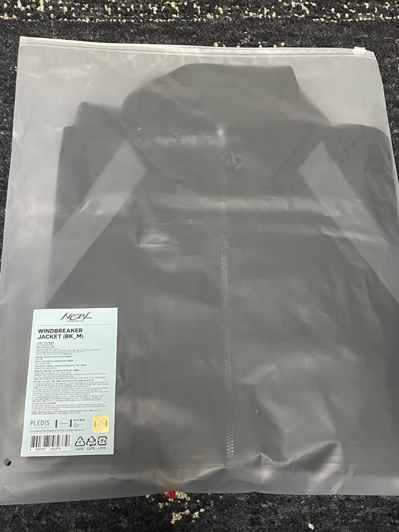 【新品未使用】SEVENTEEN NEWブラック ジップアップジャケット M