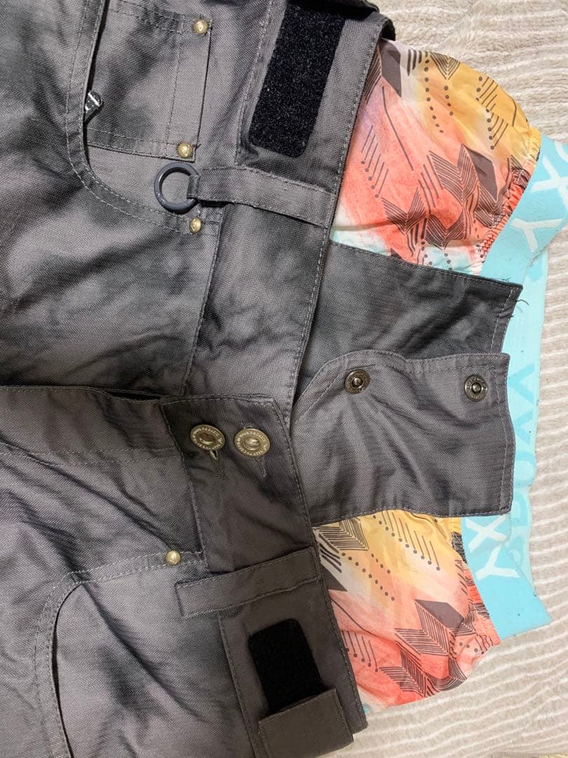 早い者勝ち！ロキシー　スノーウェアセット　美品