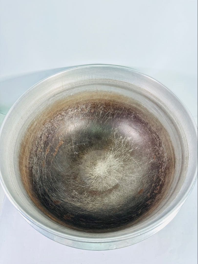 【珍品】大型茹で釜　木蓋つき　大釜　蕎麦屋　茹で釜　アンティーク　羽釜　５６ｃｍ