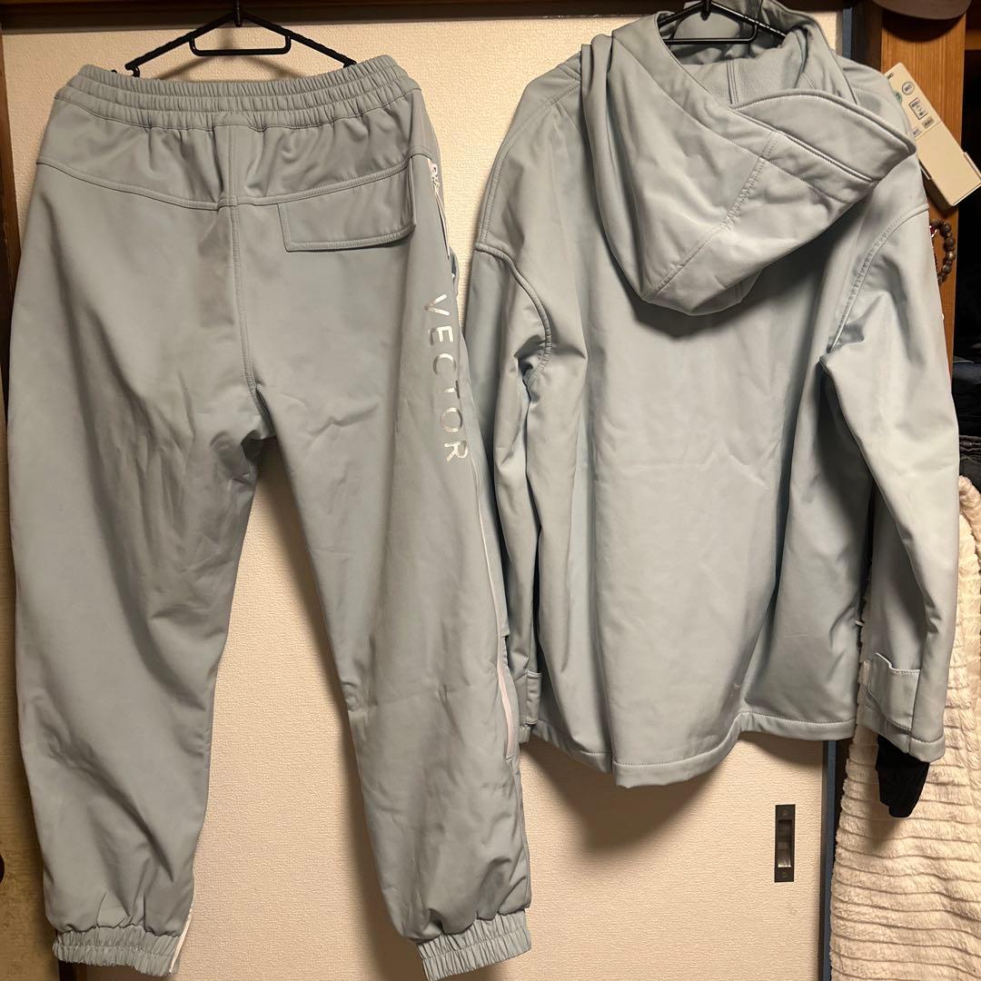 VECTOR フード付きジャケットとパンツセット