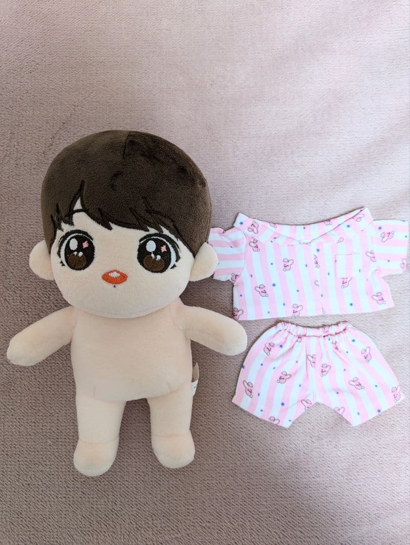 BTS　BT21 COOKY　ストライプ柄長袖パジャマ　　Mサイズ　ぬいぐるみ