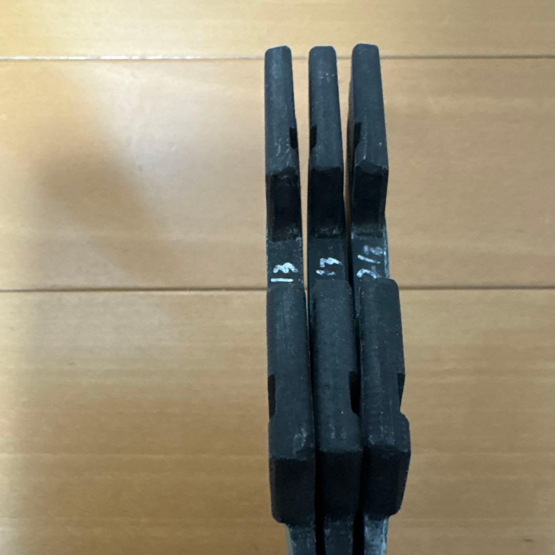 J*N様 美品　FCS2 PERFORMER M サーフボード　トライフィン　3