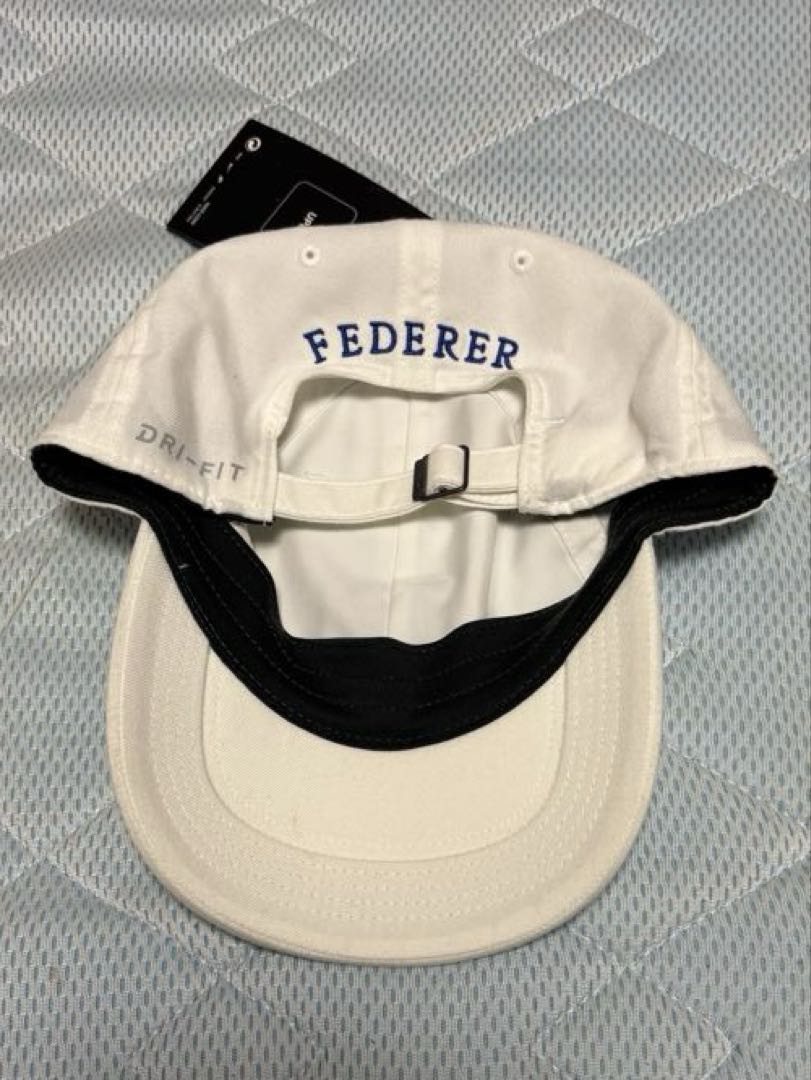 NIKE RF Autograph CAP GS18勝記念 フェデラー直筆サイン