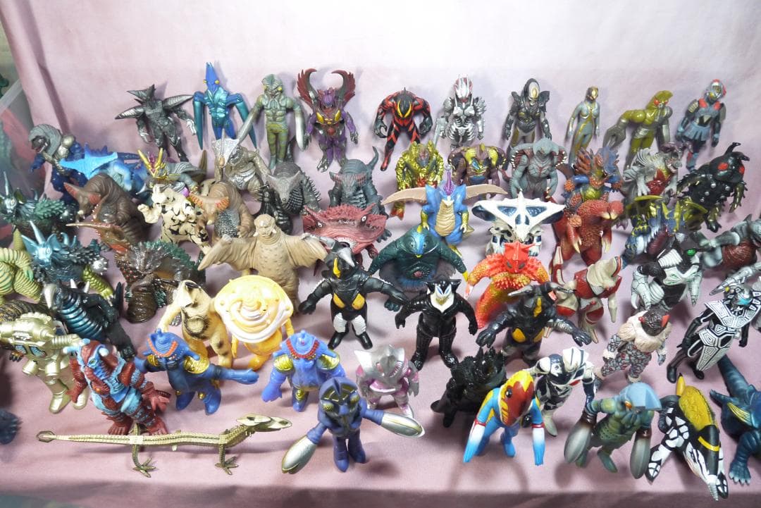 ウルトラ怪獣シリーズ　怪獣ソフビ　66体セット