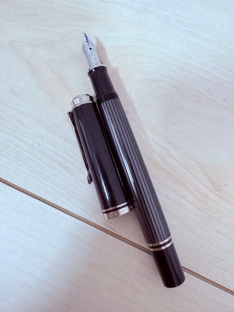 Pelican souveran ペリカン黒縞