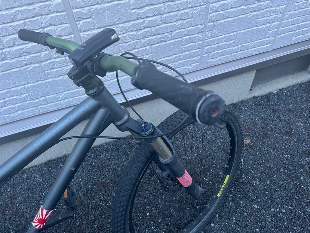 『直接お渡しできる方』BMXバイク グレー 26インチ フロントサスペンション