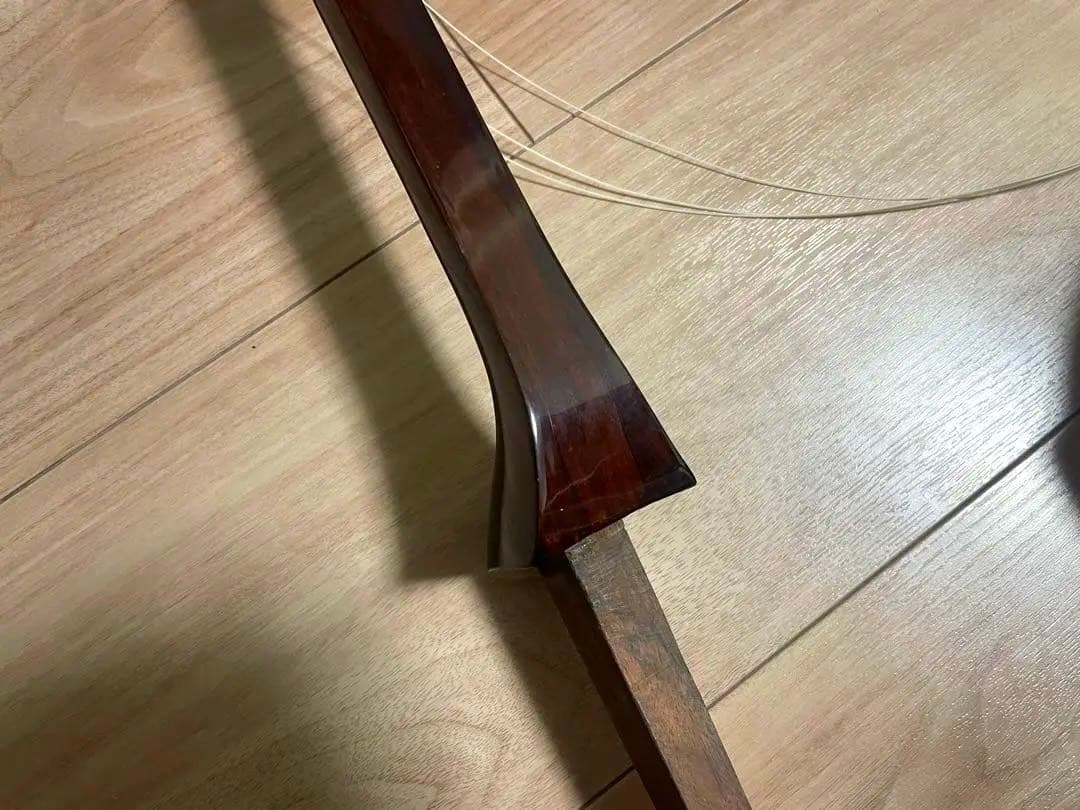三線 本体 強化張り 木目の綺麗な三線 スタンド付き