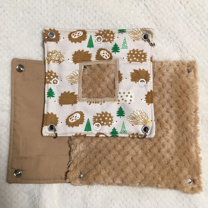 モモンガハウス（ハリネズミ柄）かのこボアｂ  冬・春・秋仕様 ポーチ 2200円