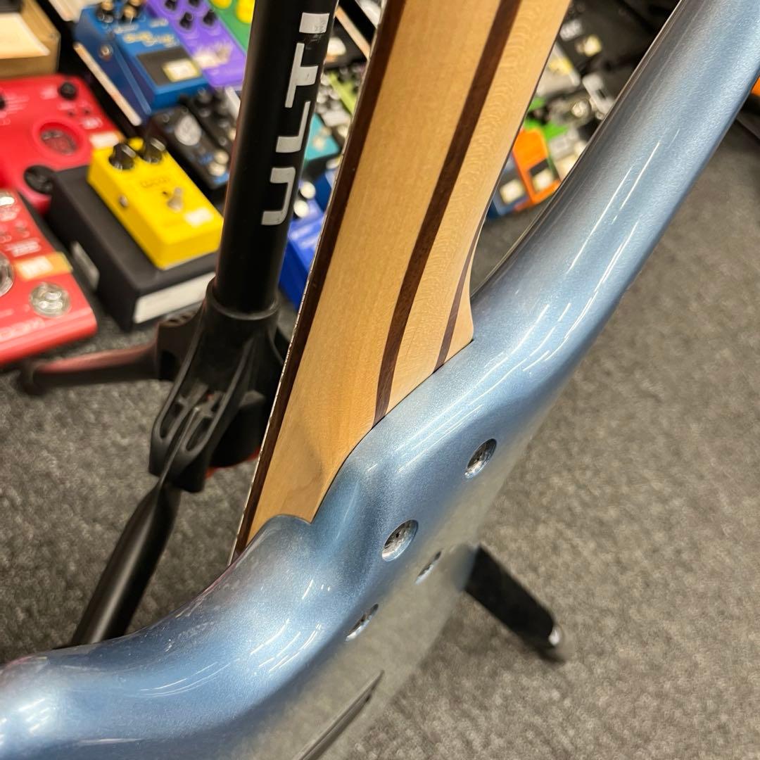 【11566】Ibanez SR300E エレキベース アクティブブルー