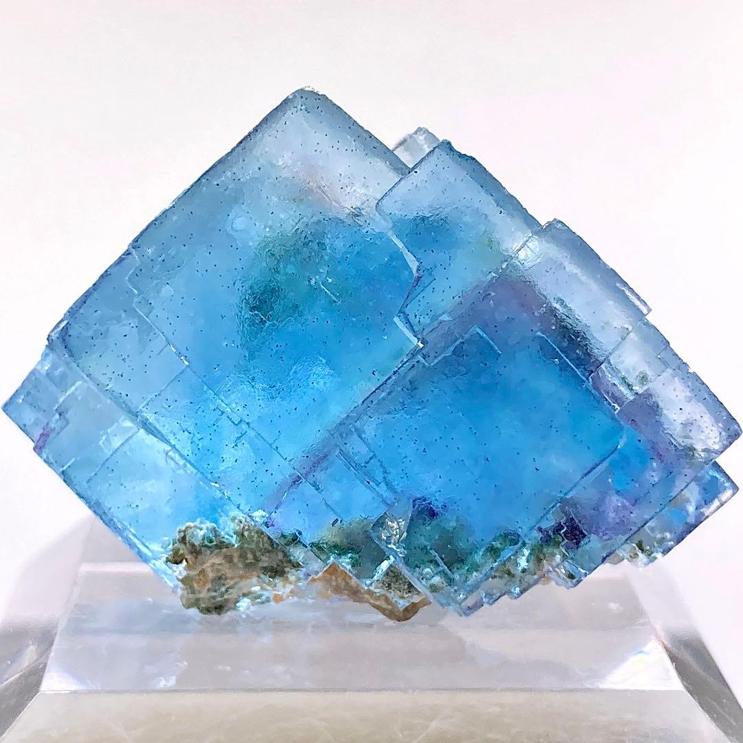 ロ**様 フローライト　蛍石　原石　鉱物標本　天然石　26