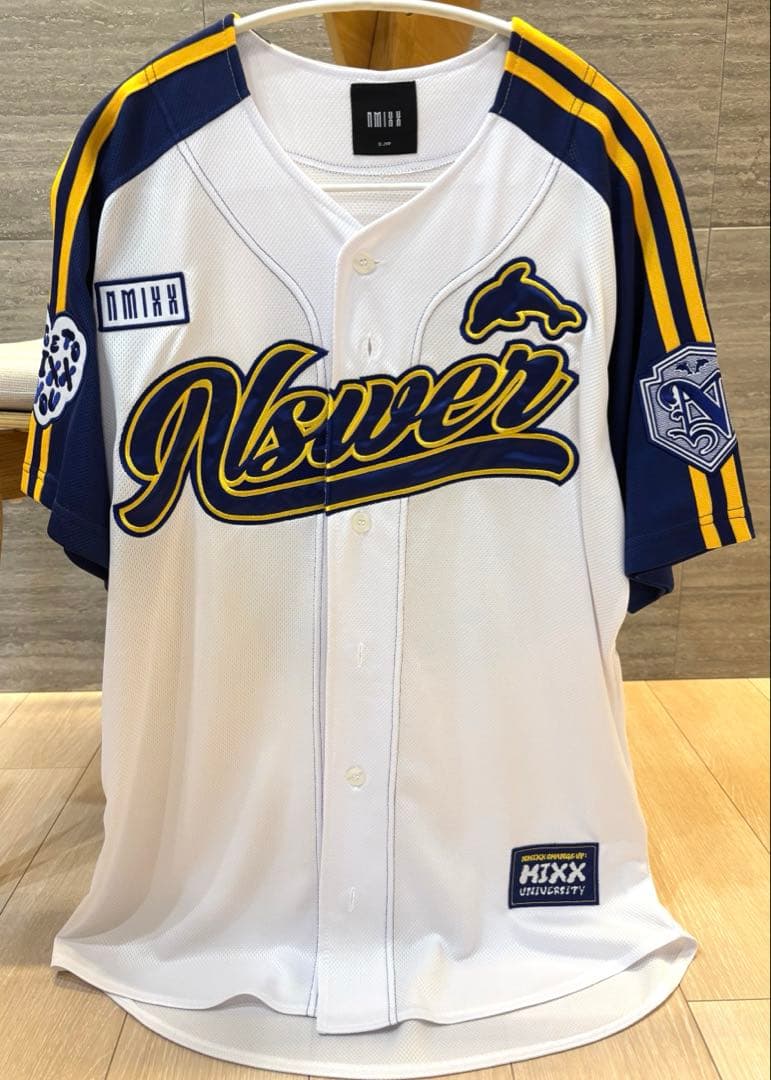 nmixx　ギュジン　ユニフォーム　トレカ付き