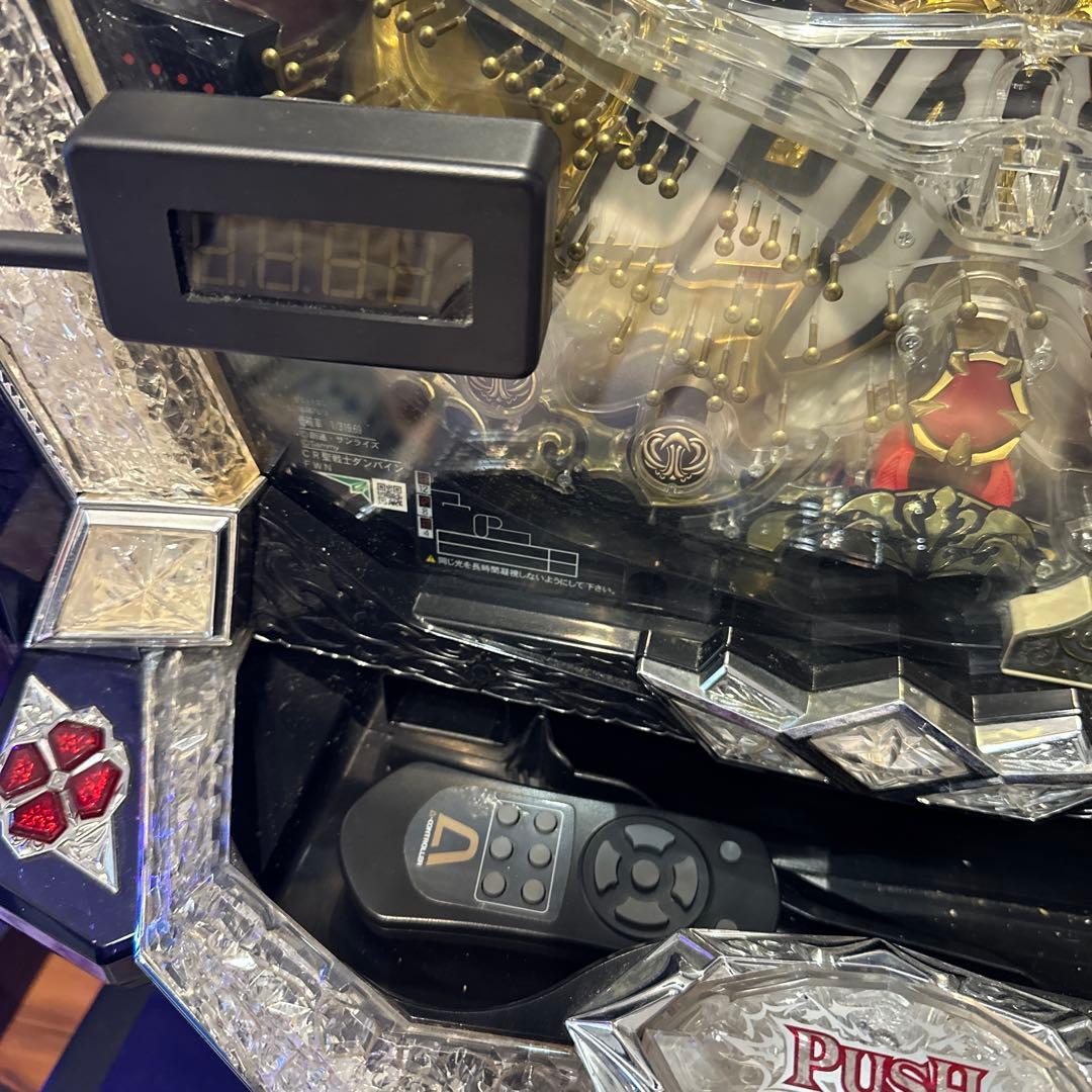 パチンコ実機　聖戦士ダンバイン　甘　リモコン式オートコントローラ付き。