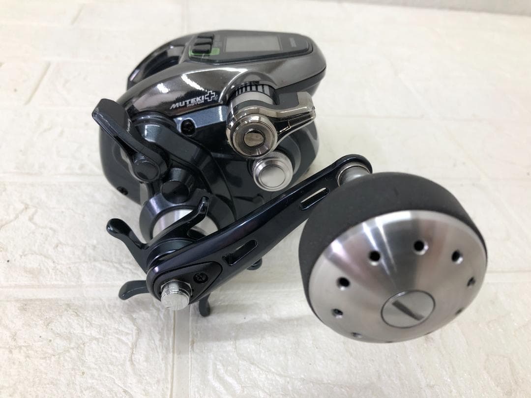 鈴*チ様 【美品】SHIMANO シマノ フォースマスター 3000XP