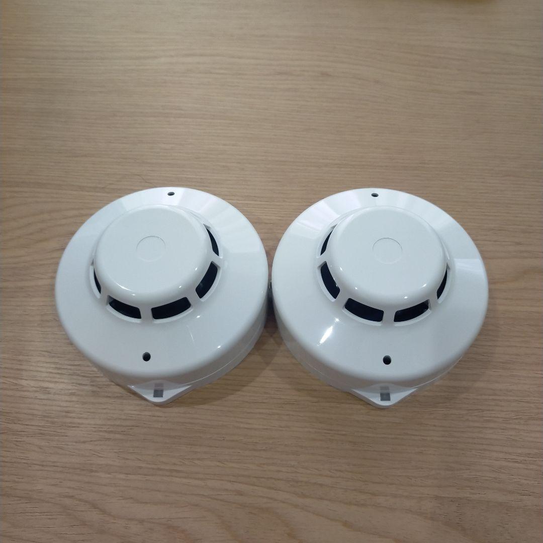 光電式スポット型火災警報器 SLV-2 2個セット　2024年製　ベース付き