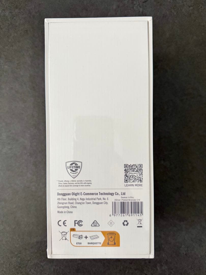 Olight Seeker 4 Pro (限定色)