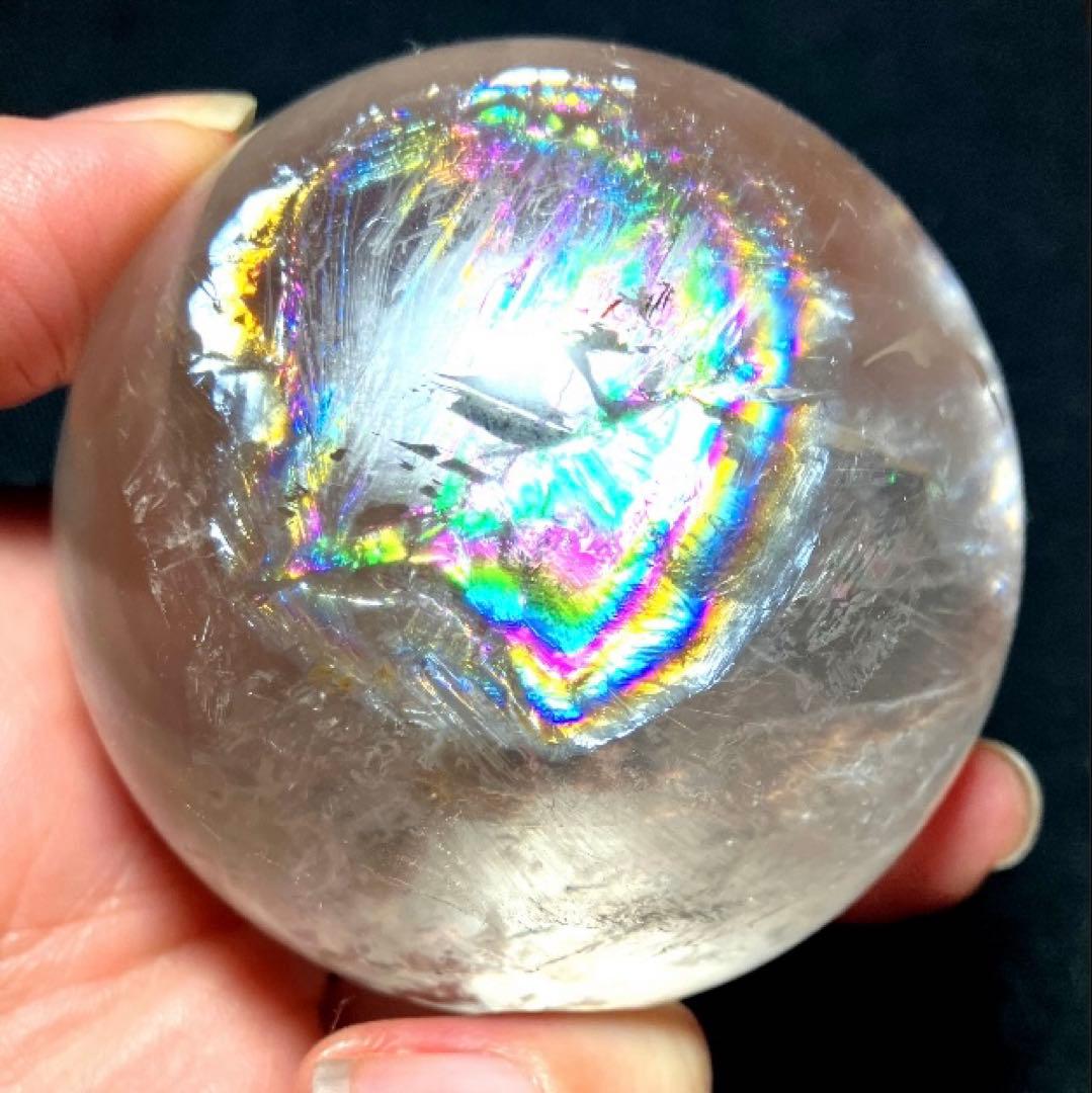 超大玉　62mm 虹入りゴールドルチルクォーツ　丸玉　スフィア　金針水晶