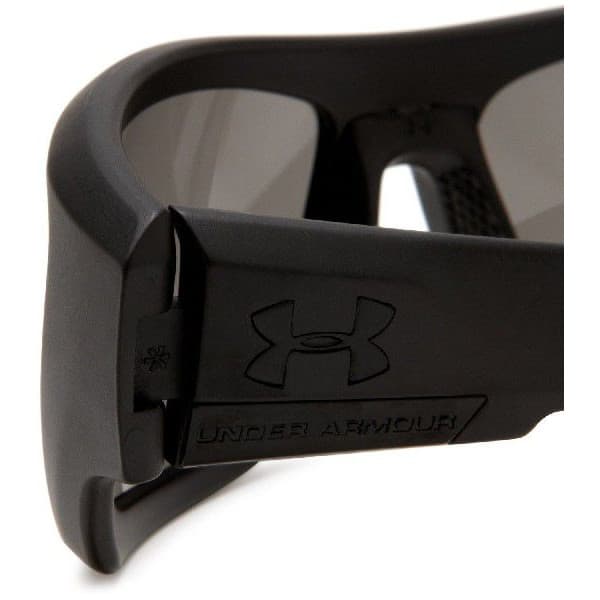 新品　アンダーアーマー サングラス PREVAIL 0006