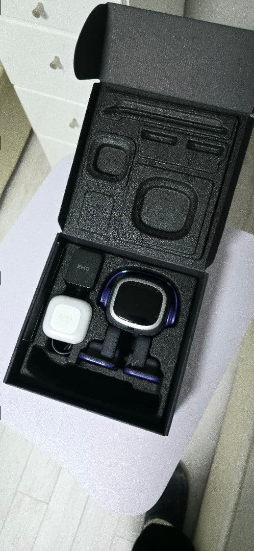 【極美品】EMO AI ロボット (Standard Skateboard)