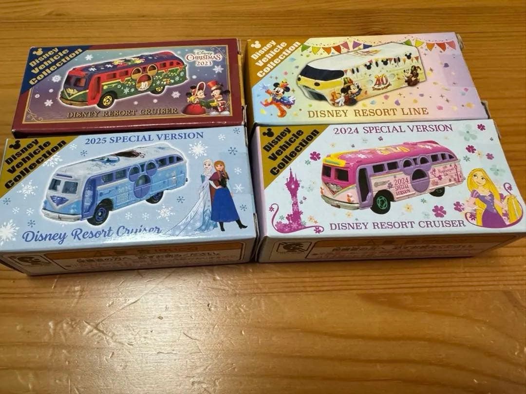ディズニートミカ4点　エルサ・ラプンツェル・リゾートライン、クリスマス