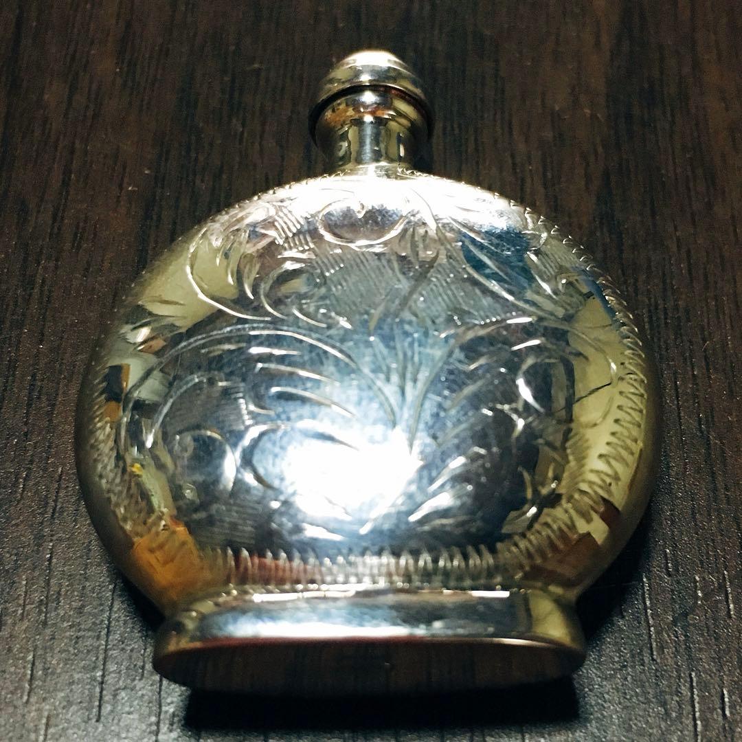 銀細工 銀製品 香水入れ シルバーアクセサリー アンティークアクセサリー